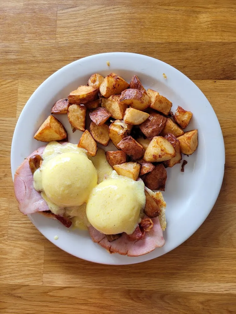 Country Benedict with Home Fries